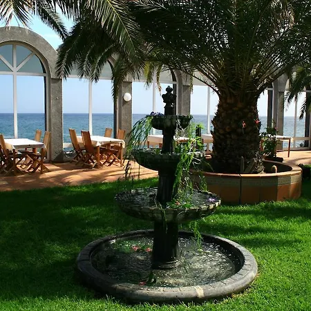 فندق Club 4*